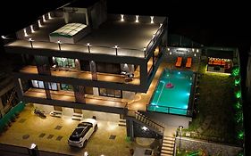 Dolce Villa Igatpuri